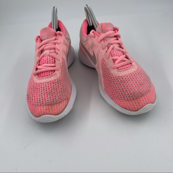 🥾 Nike Girls Revolution 4 Pink Running Shoes - Size 5 Y | Women’s Size 6.5 - Picture 7 of 13